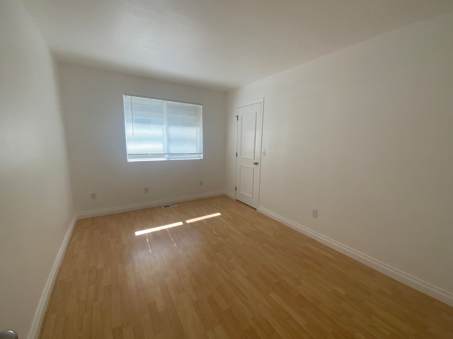 18423 100th Ave E - Puyallup - Washington - 3 bed, 2.5 bath rental property