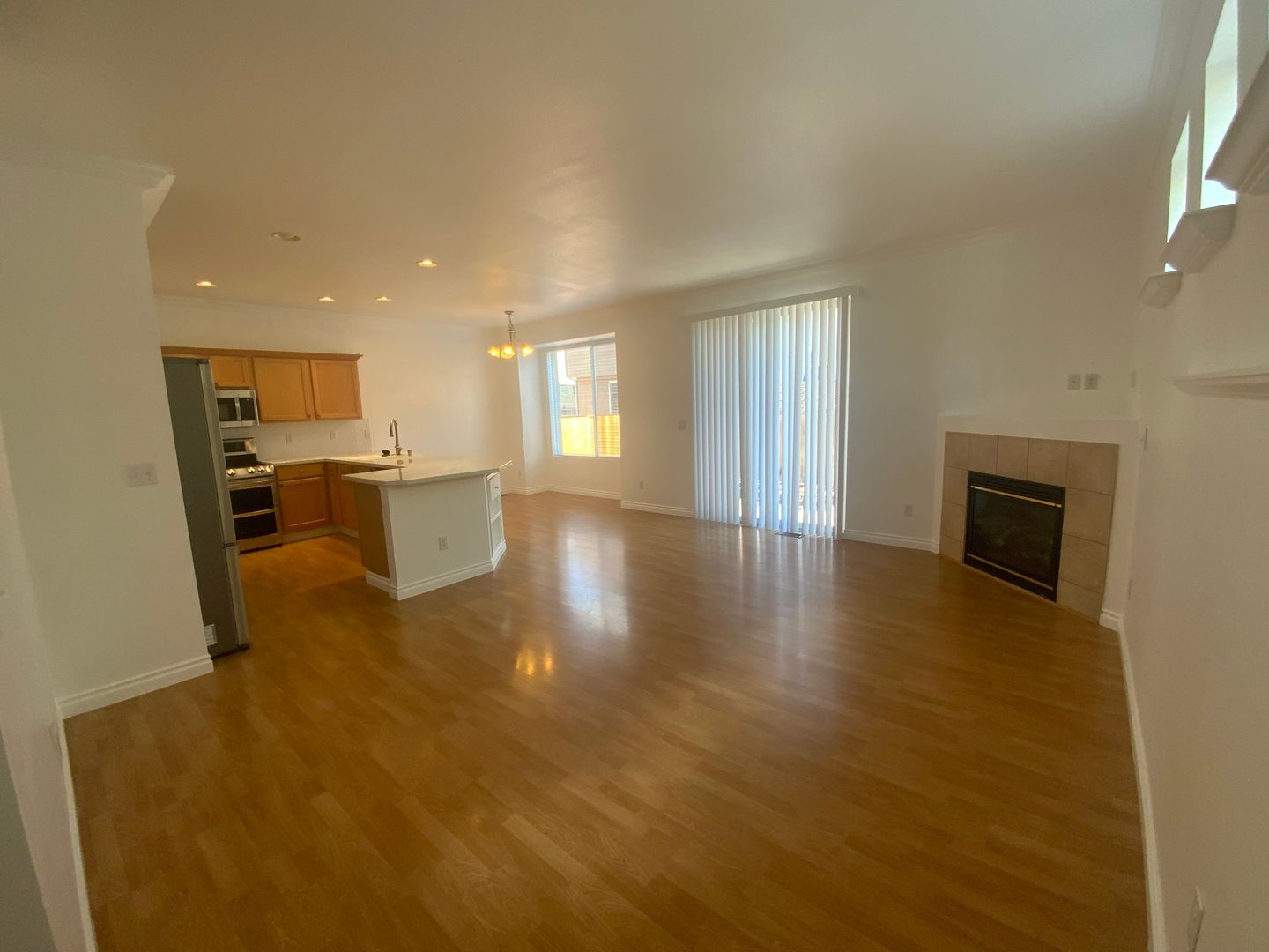 18423 100th Ave E - Puyallup - Washington - 3 bed, 2.5 bath rental property