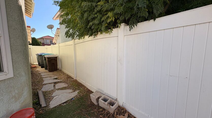 1881 Runaway Cir - Colton - California - 3 bed, 2.5 bath rental property