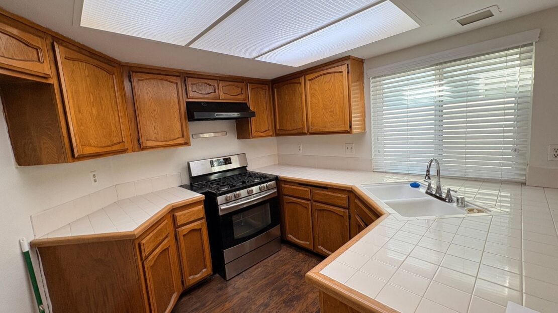 1881 Runaway Cir - Colton - California - 3 bed, 2.5 bath rental property