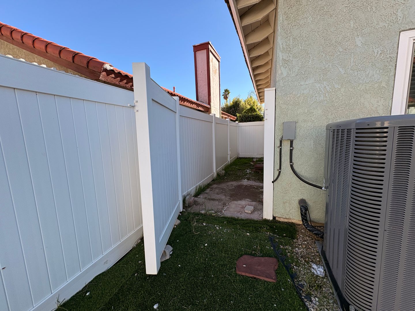 1881 Runaway Cir - Colton - California - 3 bed, 2.5 bath rental property