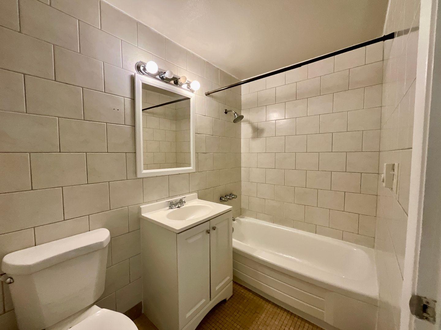 18917 47th Ave S - SeaTac - Washington - 2 bed, 1 bath rental property