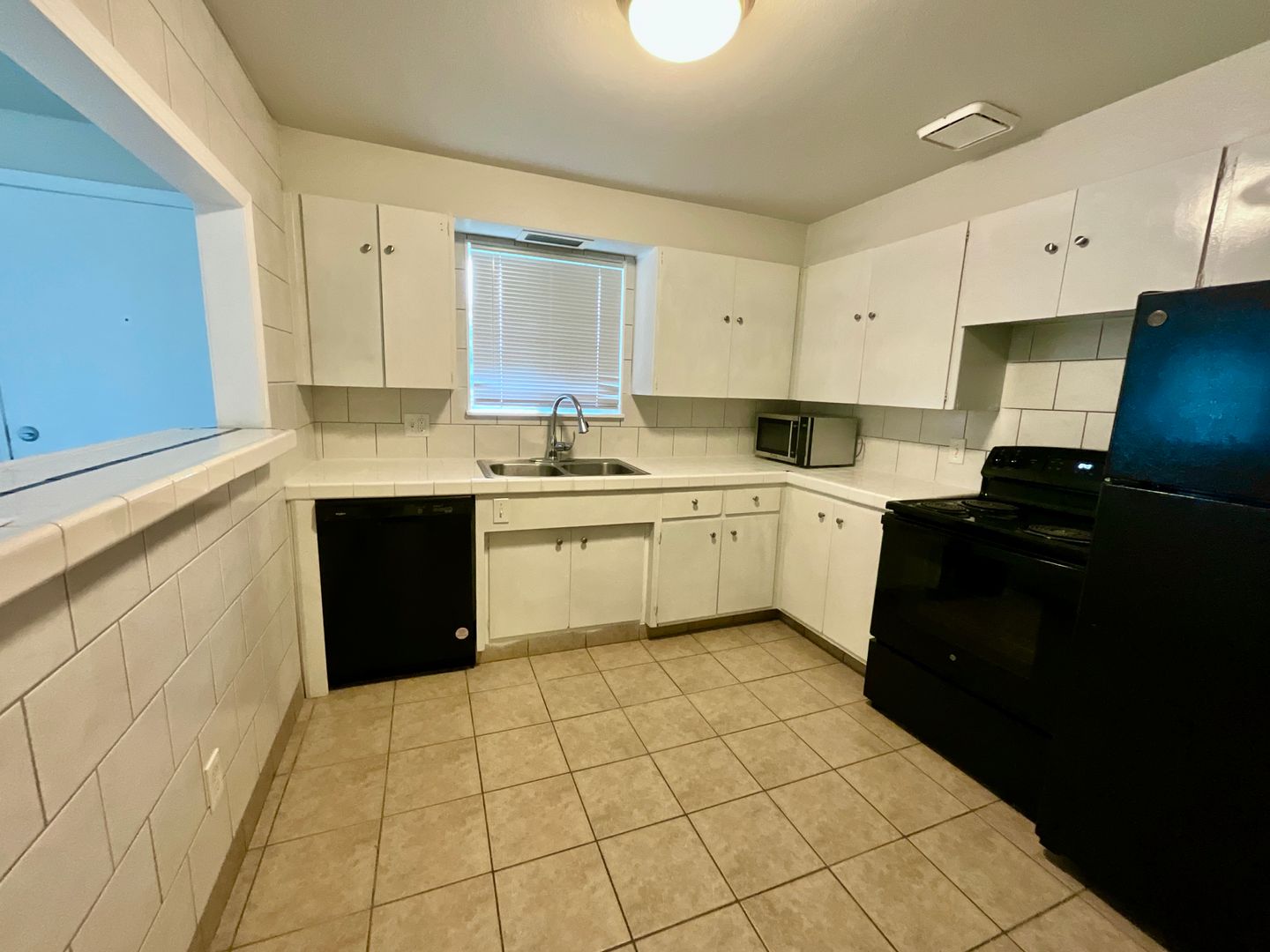 18917 47th Ave S - SeaTac - Washington - 2 bed, 1 bath rental property