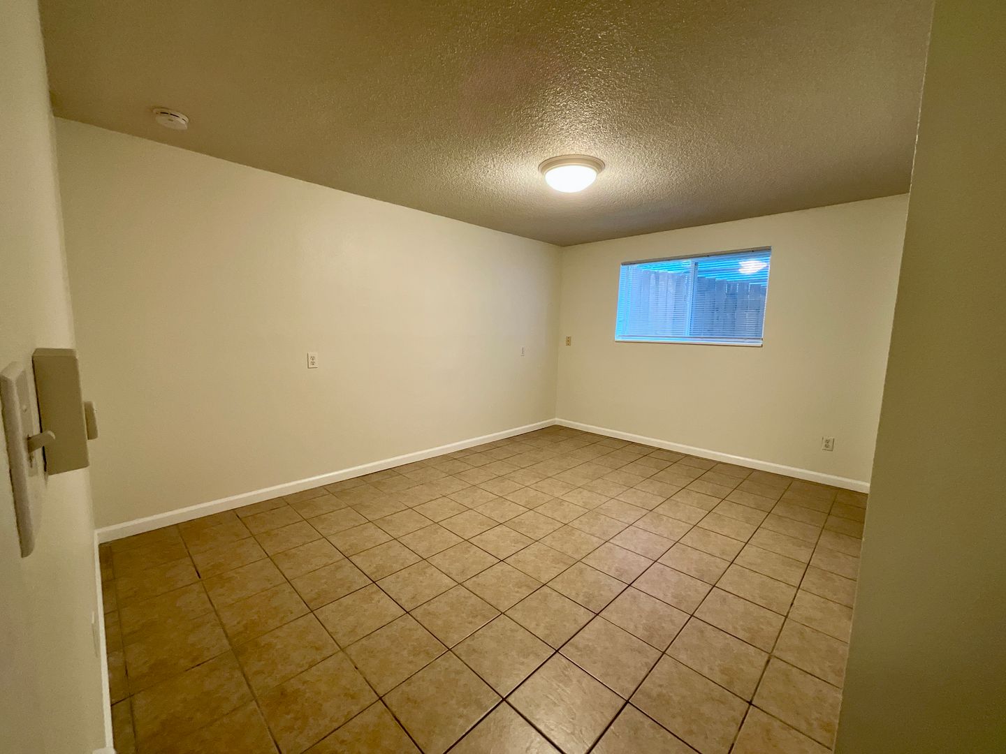 18917 47th Ave S - SeaTac - Washington - 2 bed, 1 bath rental property