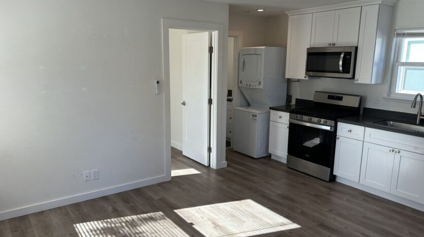 19 7th Street - Unit 8 - Petaluma - California - 1 bed, 1 bath rental property