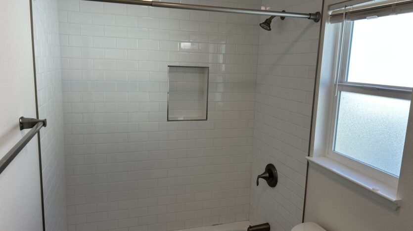 19 7th Street - Unit 8 - Petaluma - California - 1 bed, 1 bath rental property