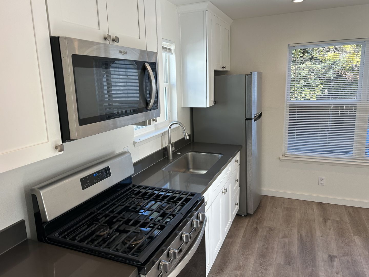 19 7th Street - Unit 8 - Petaluma - California - 1 bed, 1 bath rental property