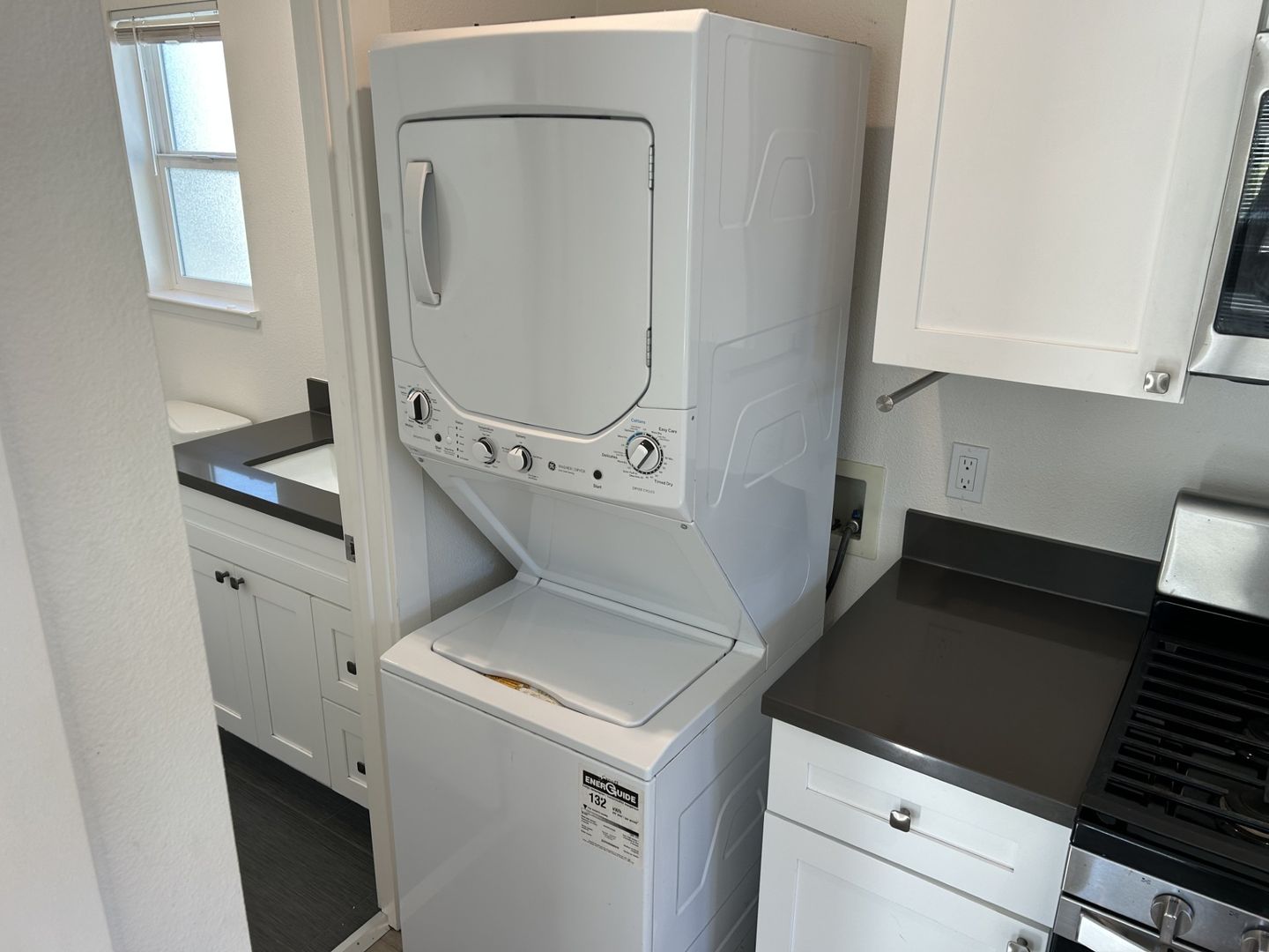 19 7th Street - Unit 8 - Petaluma - California - 1 bed, 1 bath rental property