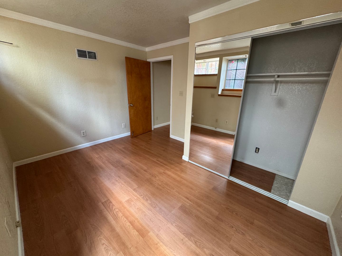 19 Summit Ct - South San Francisco - California - 4 bed, 3 bath rental property