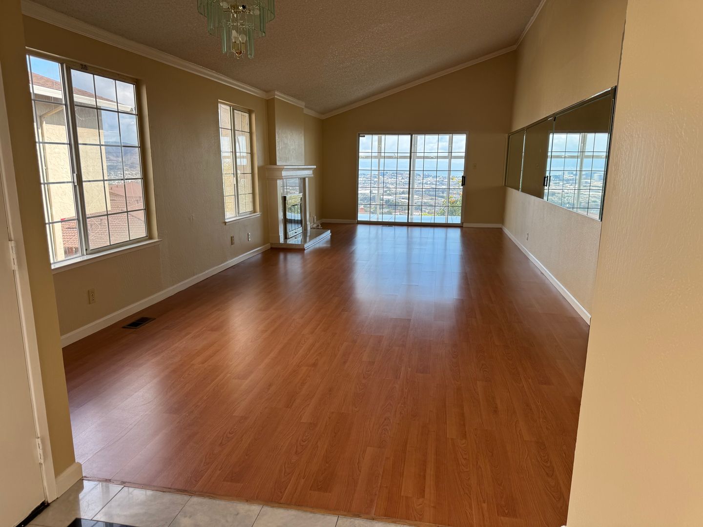 19 Summit Ct - South San Francisco - California - 4 bed, 3 bath rental property