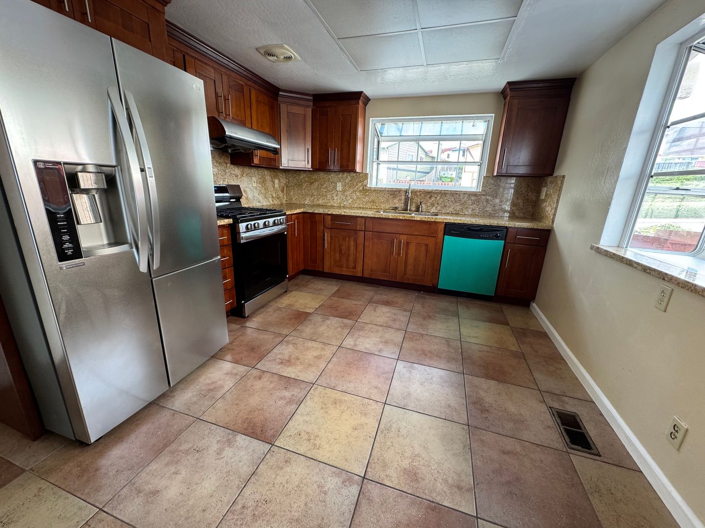 19 Summit Ct - South San Francisco - California - 4 bed, 3 bath rental property