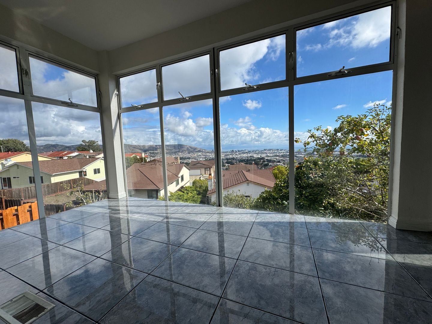 19 Summit Ct - South San Francisco - California - 4 bed, 3 bath rental property