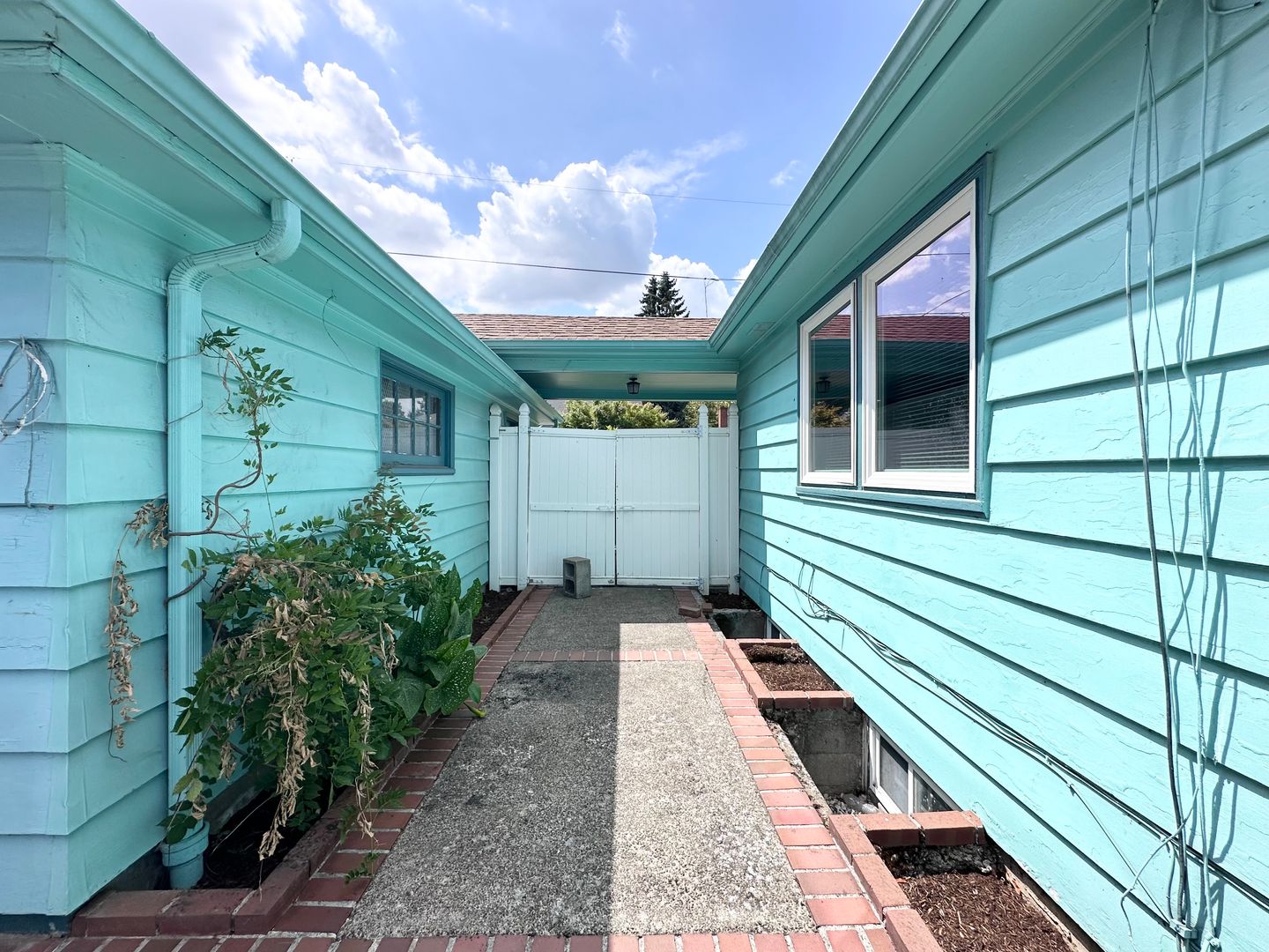 1910 NE Cramer St.  - Portland - Oregon - 3 bed, 2 bath rental property