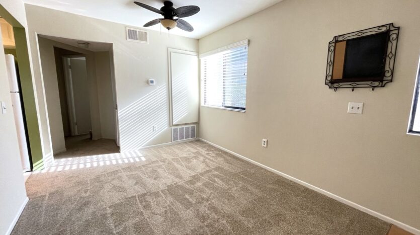 1959 Wellington Ln #3 - Vista - California - 1 bed, 1 bath rental property