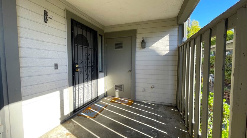 1959 Wellington Ln #3 - Vista - California - 1 bed, 1 bath rental property