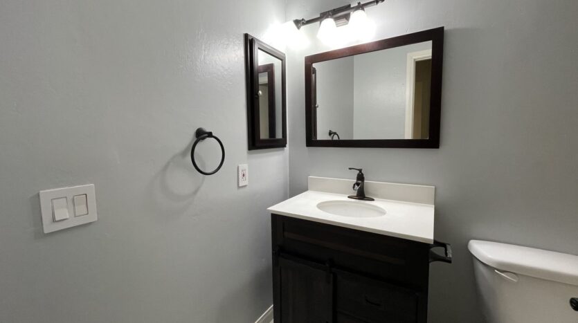 1959 Wellington Ln #3 - Vista - California - 1 bed, 1 bath rental property