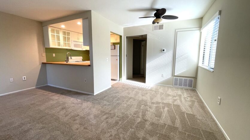 1959 Wellington Ln #3 - Vista - California - 1 bed, 1 bath rental property