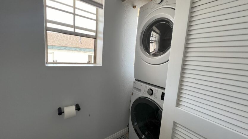 1966 Felspar St #2 - San Diego - California - 2 bed, 2.5 bath rental property