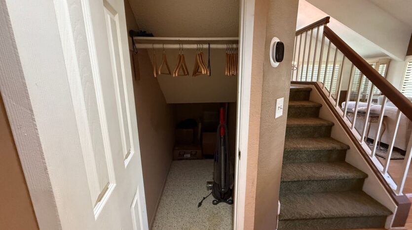 1971 Wildbrook place - Chula Vista - California - 3 bed, 2.5 bath rental property