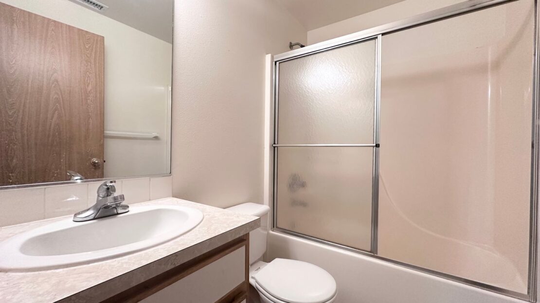 19961 NE Halsey St. - #103 - Portland - Oregon - 3 bed, 2.5 bath rental property