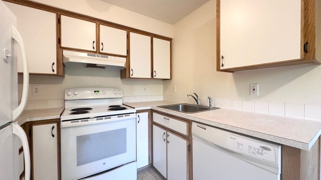 19961 NE Halsey St. - #103 - Portland - Oregon - 3 bed, 2.5 bath rental property