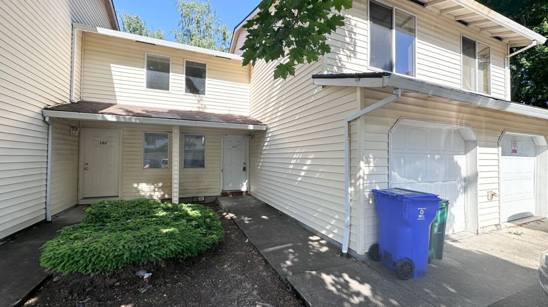 19961 NE Halsey St. - #103 - Portland - Oregon - 3 bed, 2.5 bath rental property