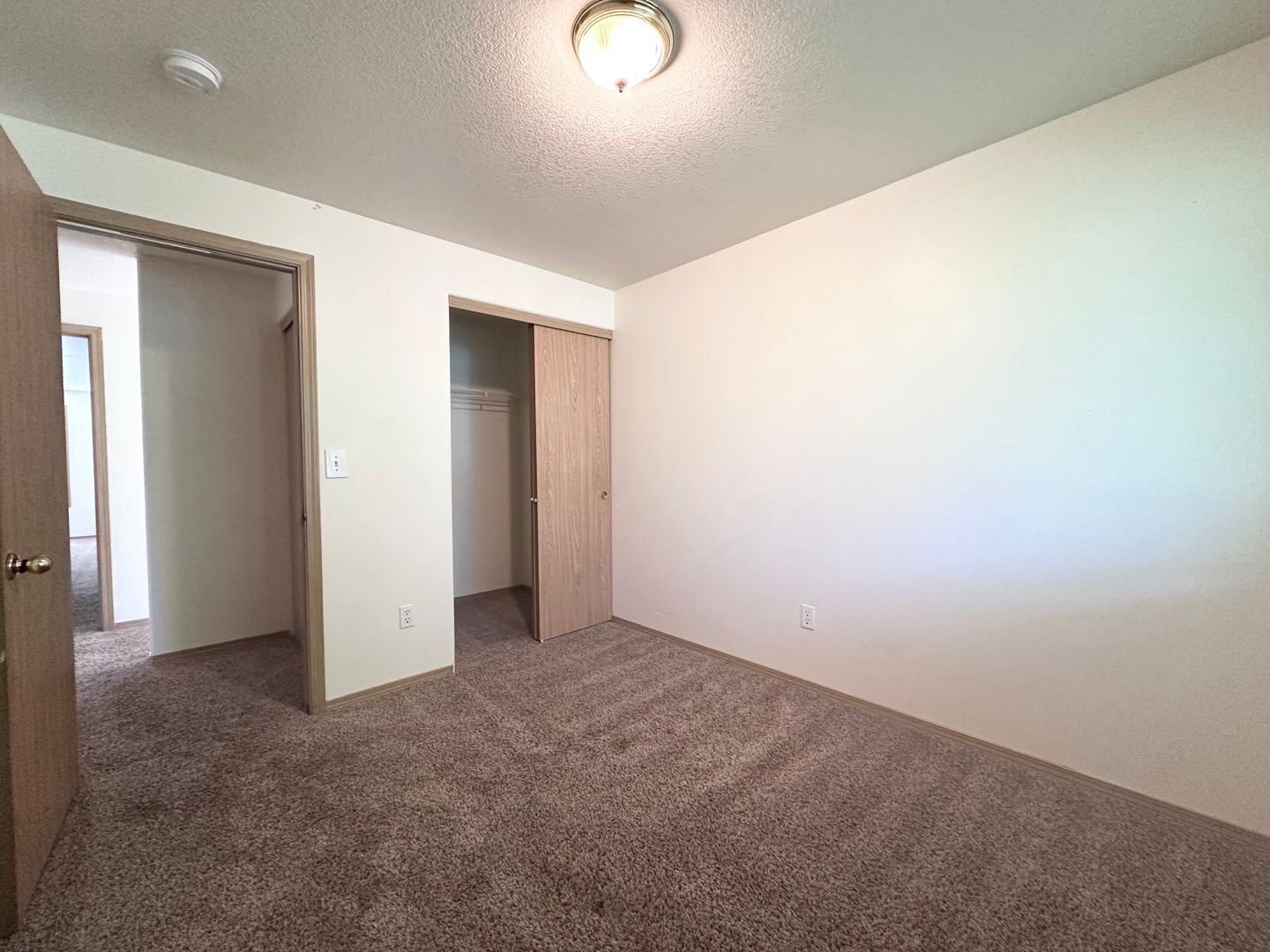 19961 NE Halsey St. - #103 - Portland - Oregon - 3 bed, 2.5 bath rental property