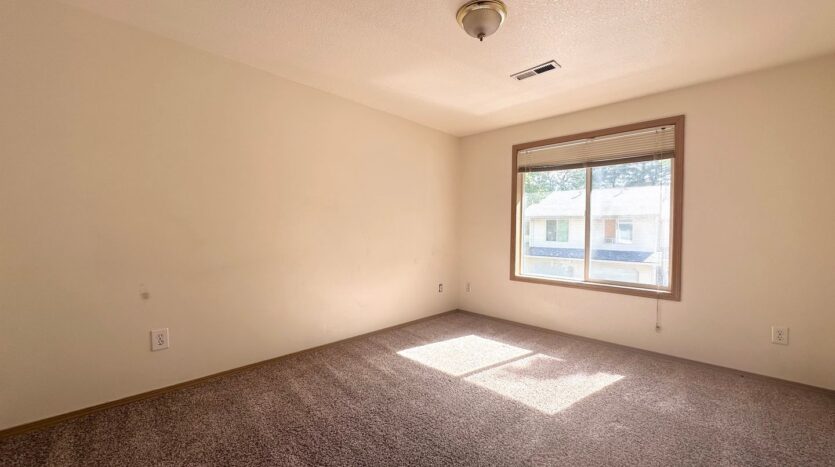 19961 NE Halsey St. - #103 - Portland - Oregon - 3 bed, 2.5 bath rental property