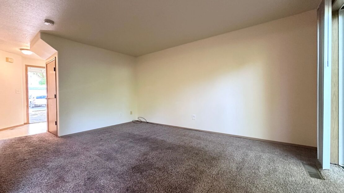 19961 NE Halsey St. - #103 - Portland - Oregon - 3 bed, 2.5 bath rental property