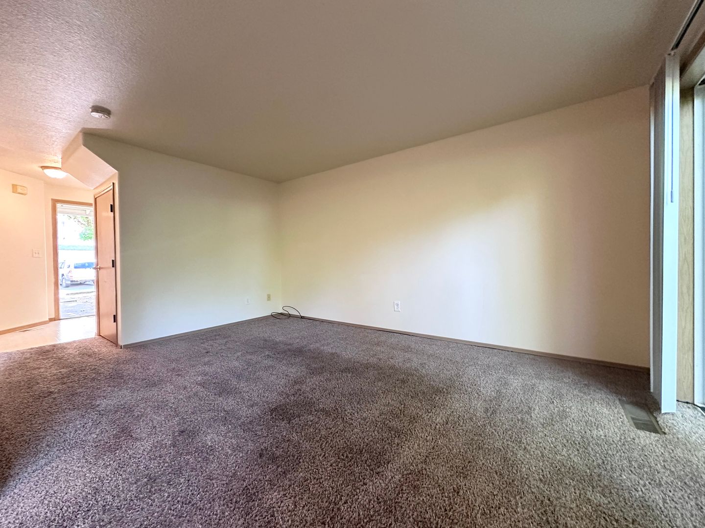 19961 NE Halsey St. - #103 - Portland - Oregon - 3 bed, 2.5 bath rental property