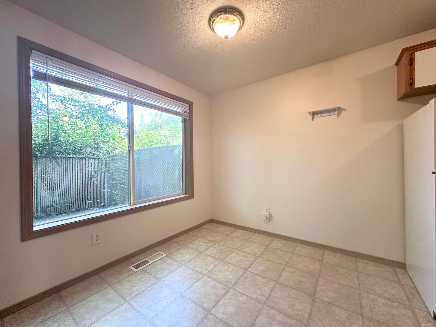 19961 NE Halsey St. - #103 - Portland - Oregon - 3 bed, 2.5 bath rental property