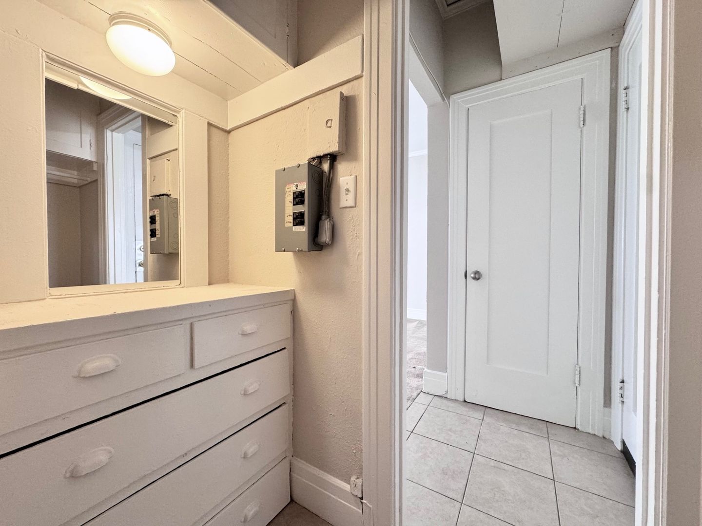 201 South Berendo Street - Los Angeles - California - 1 bath rental property