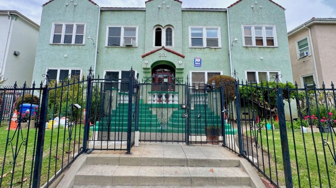 201 South Berendo Street - Los Angeles - California - 1 bath rental property