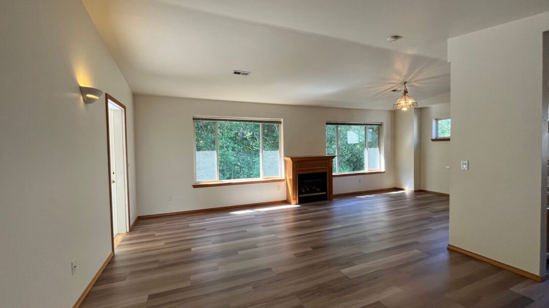 2040 Superior St. #202 - Bellingham - Washington - 3 bed, 2 bath rental property