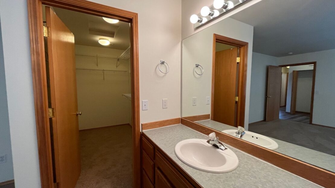 2040 Superior St. #202 - Bellingham - Washington - 3 bed, 2 bath rental property
