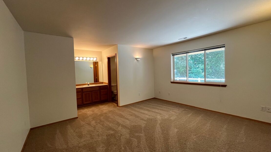 2040 Superior St. #202 - Bellingham - Washington - 3 bed, 2 bath rental property