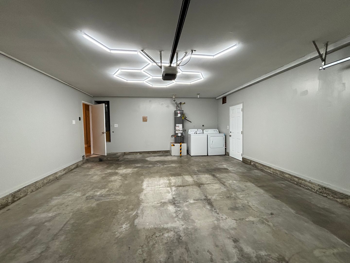 2042 Ilex Avenue - San Diego - California - 4 bed, 2 bath rental property