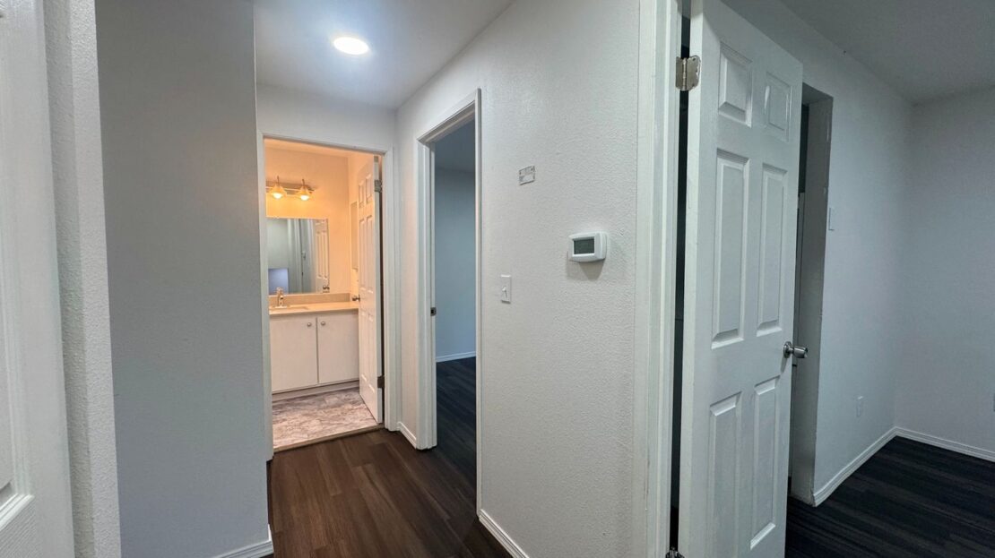 21215 NE 10th Pl - Sammamish - Washington - 3 bed, 2 bath rental property