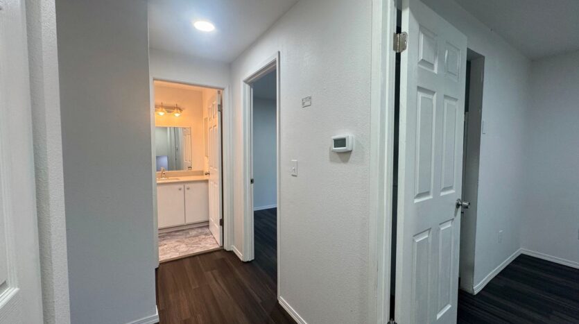 21215 NE 10th Pl - Sammamish - Washington - 3 bed, 2 bath rental property