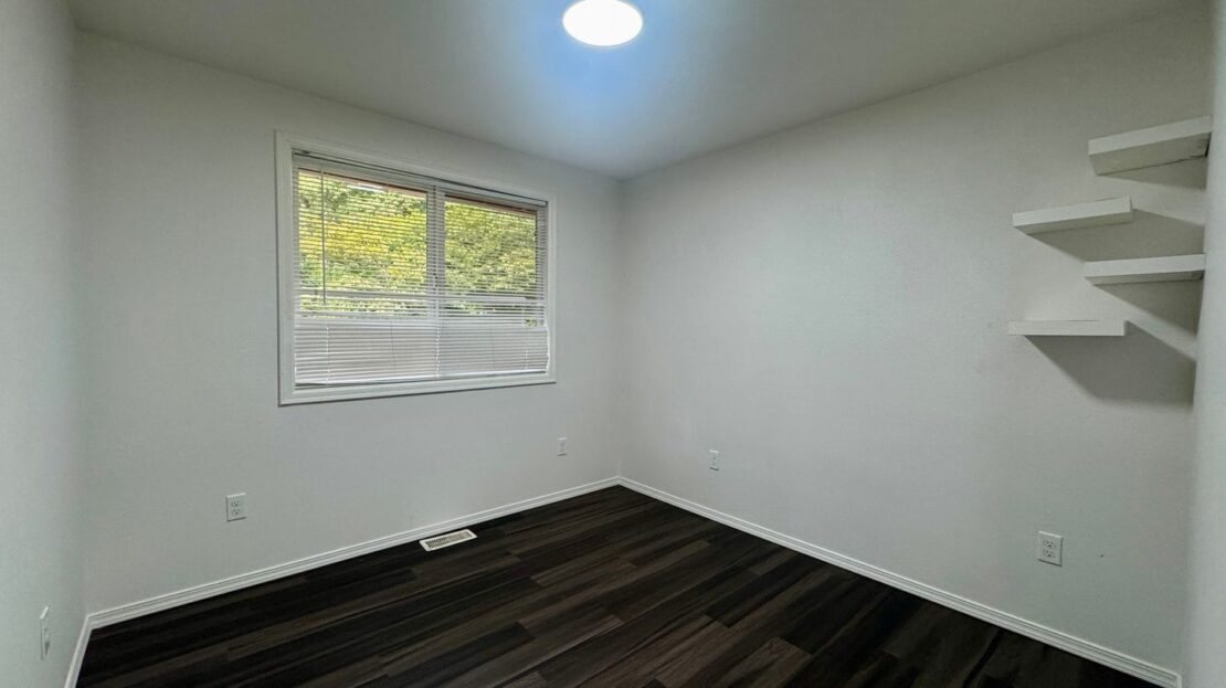 21215 NE 10th Pl - Sammamish - Washington - 3 bed, 2 bath rental property