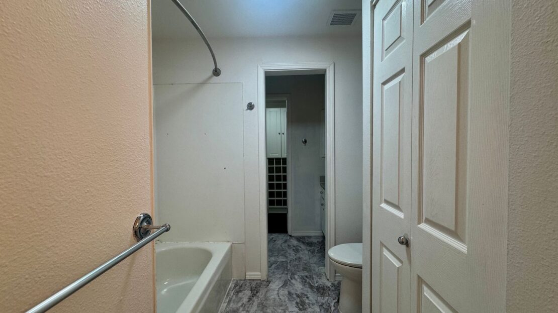 21215 NE 10th Pl - Sammamish - Washington - 3 bed, 2 bath rental property