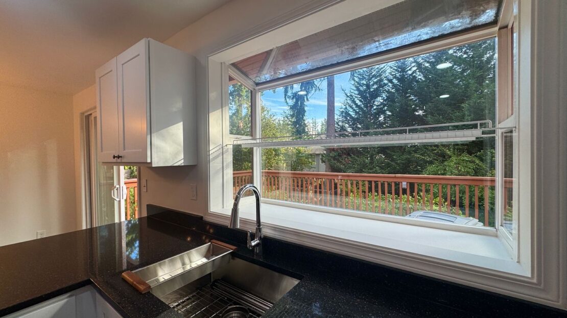 21215 NE 10th Pl - Sammamish - Washington - 3 bed, 2 bath rental property