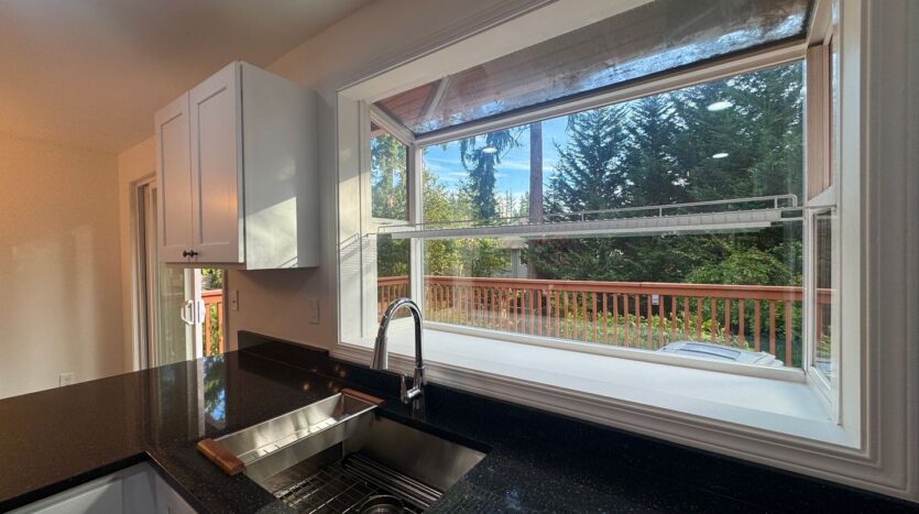 21215 NE 10th Pl - Sammamish - Washington - 3 bed, 2 bath rental property