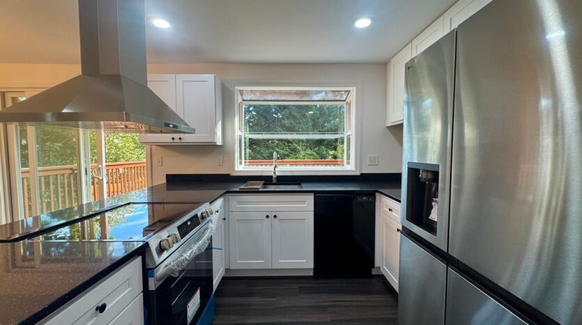21215 NE 10th Pl - Sammamish - Washington - 3 bed, 2 bath rental property