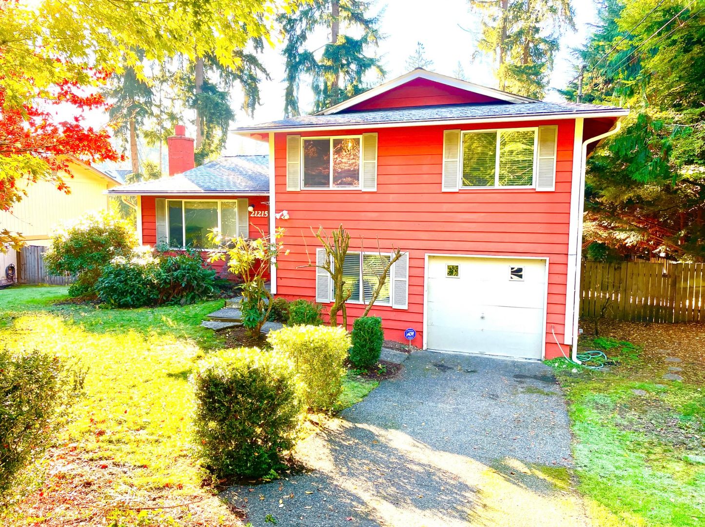 21215 NE 10th Pl - Sammamish - Washington - 3 bed, 2 bath rental property