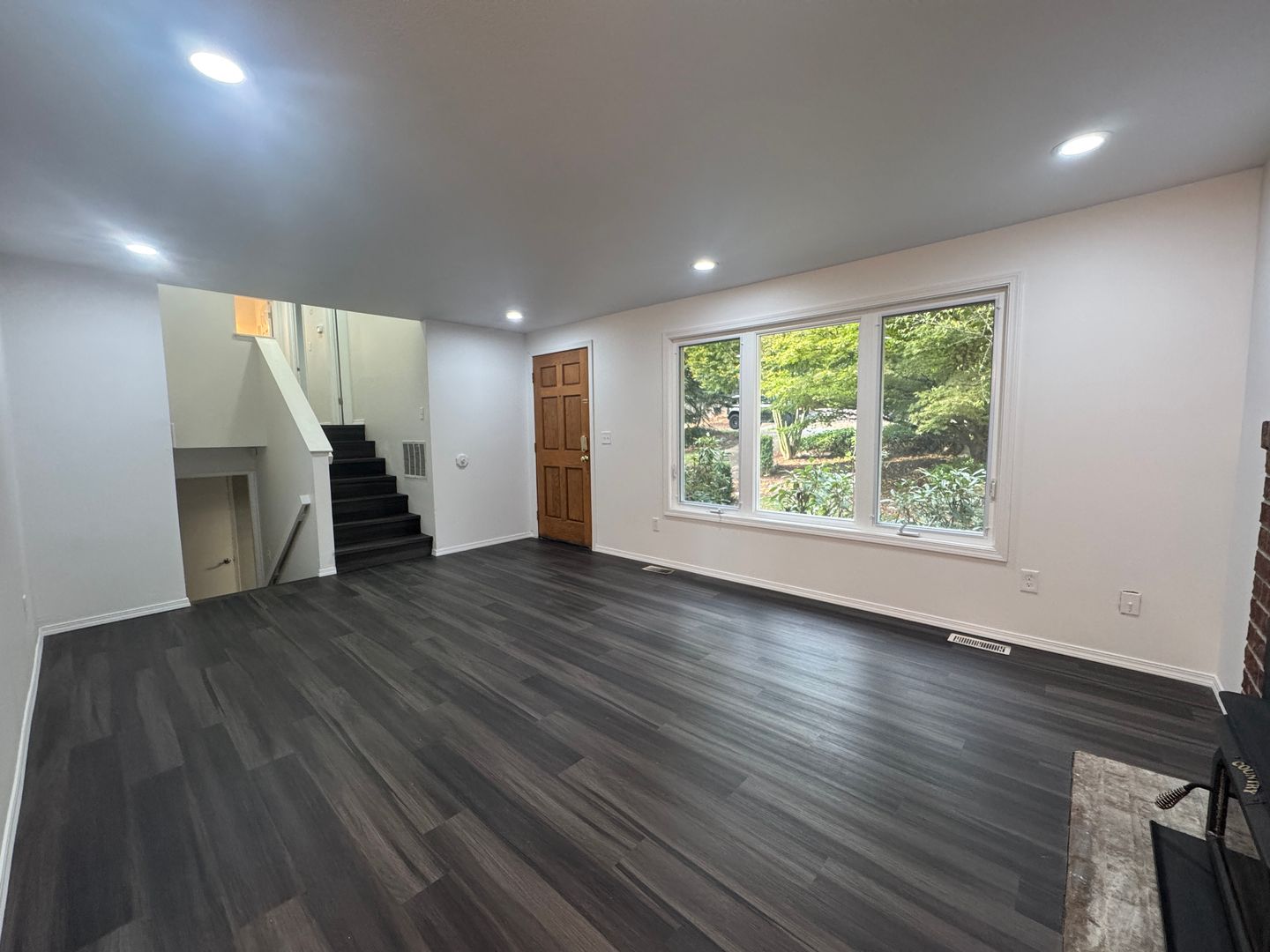 21215 NE 10th Pl - Sammamish - Washington - 3 bed, 2 bath rental property