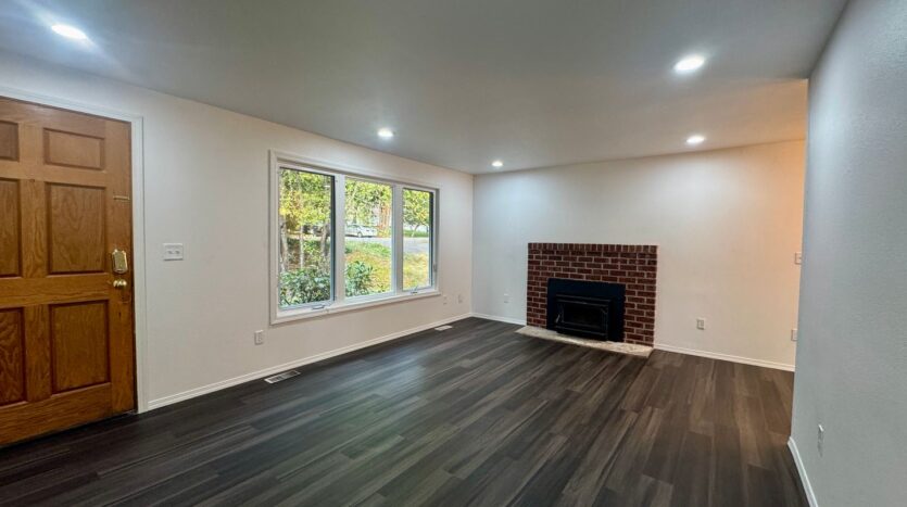 21215 NE 10th Pl - Sammamish - Washington - 3 bed, 2 bath rental property