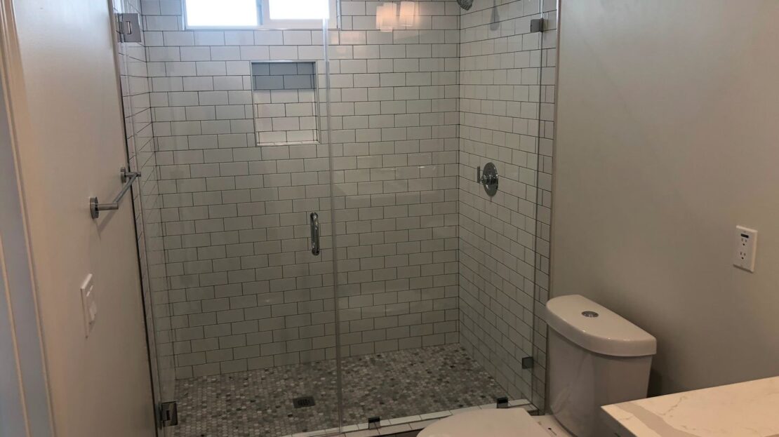 2127 S Sycamore - Los Angeles - California - 3 bed, 2 bath rental property