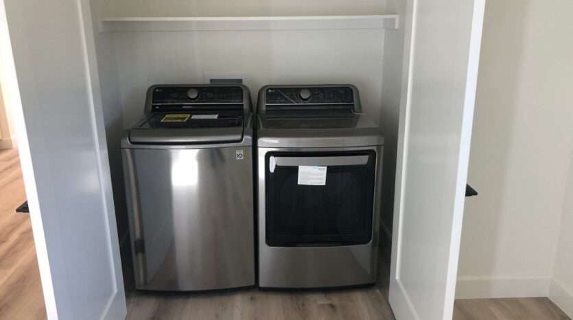 2127 S Sycamore - Los Angeles - California - 3 bed, 2 bath rental property