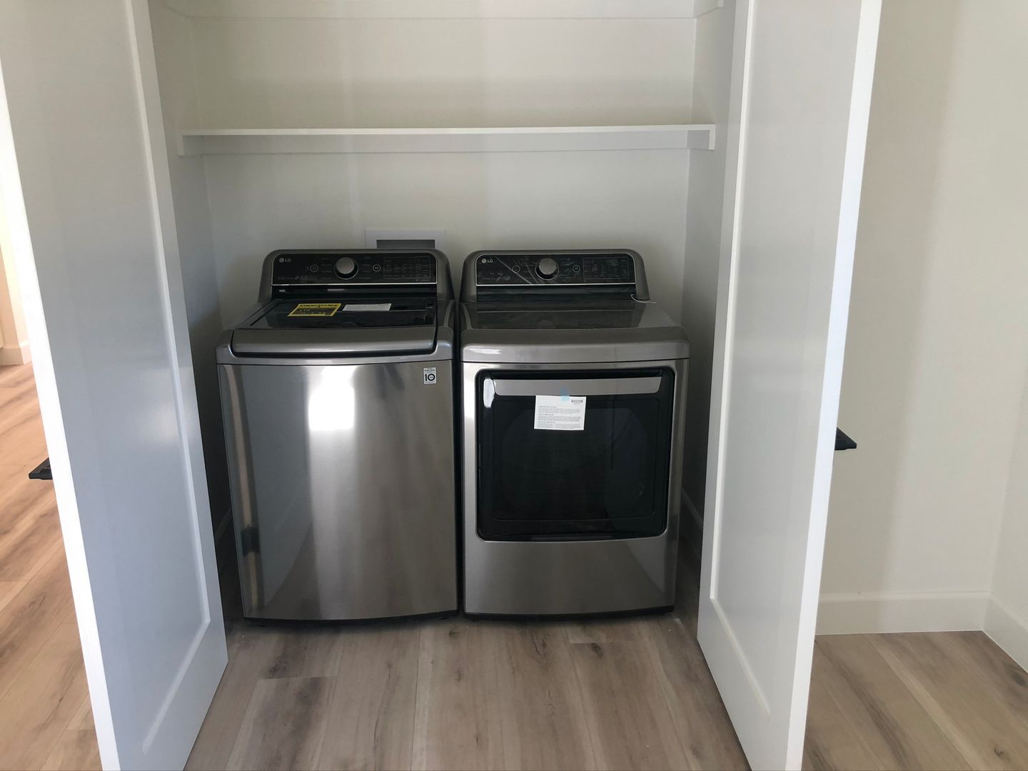 2127 S Sycamore - Los Angeles - California - 3 bed, 2 bath rental property